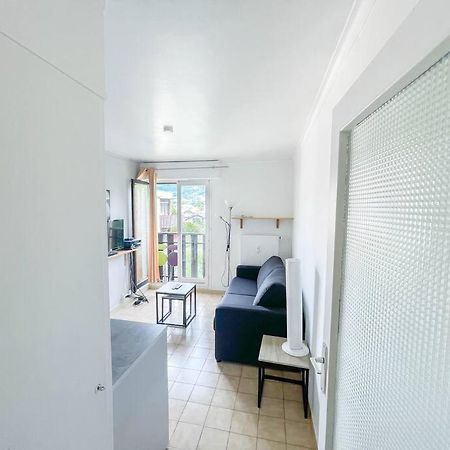 Studio Entierement Renove 克吕斯 外观 照片